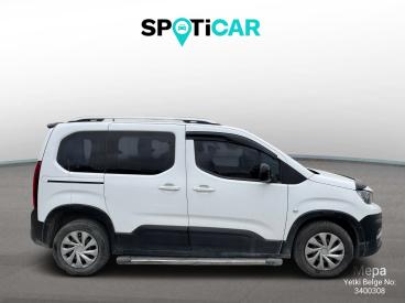 SPOTICAR Peugeot Rifter Active 1.5 Bluehdi 100 İkinci El Araç -  Dizel Beyaz - Istanbul - 1200027058_4
