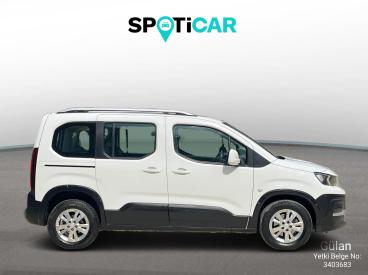 SPOTICAR Peugeot Rifter Active Sky Pack 1.5 Bluehdi 100 İkinci El Araç -  Dizel Beyaz - İstanbul - 1200028313_4