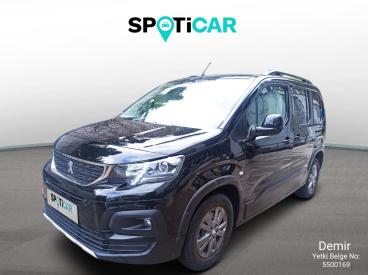 SPOTICAR Peugeot Rifter Allure 1.5 Bluehdi 130 6mt İkinci El Araç -  Dizel Siyah - Samsun - 1200028460_1