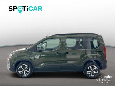 SPOTICAR Peugeot Rifter 1.5 Gt Line Blue Hdi 130 Eat8 8 131 İkinci El Araç -  Dizel Yeşil - Istanbul - 1200029889_4