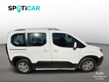 SPOTICAR Peugeot Rifter 1.5 Active Pro Blue Hdi 130 Eat8 8 131 İkinci El Araç -  Dizel Beyaz - Istanbul - 1200032871_4
