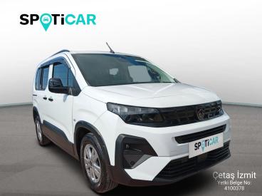 SPOTICAR Peugeot Rifter Allure 1.5 Bluehdi 130 Eat8 İkinci El Araç -  Dizel Beyaz - Kocaeli - 1200033646_3