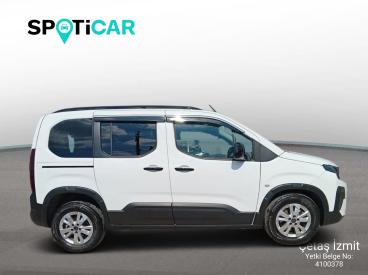 SPOTICAR Peugeot Rifter Allure 1.5 Bluehdi 130 Eat8 İkinci El Araç -  Dizel Beyaz - Kocaeli - 1200033646_4