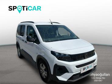 SPOTICAR Peugeot Rifter Allure 1.5 Bluehdİ 130hp 6mt 6.4 Ebİs İkinci El Araç - Pickup Dizel Beyaz - Izmir - 1200034261_3