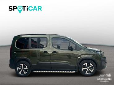 SPOTICAR Peugeot Rifter Gt 1.5 Bluehdi 130 Eat8 İkinci El Araç -  Dizel Yeşil - Van - 1200034557_4