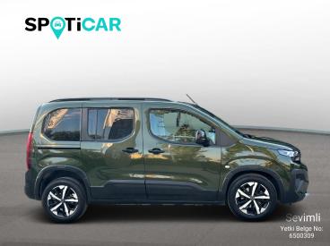 SPOTICAR Peugeot Rifter Gt 1.5 Bluehdi 130 Eat8 Fl İkinci El Araç -  Dizel Yeşil - Van - 1200035610_4
