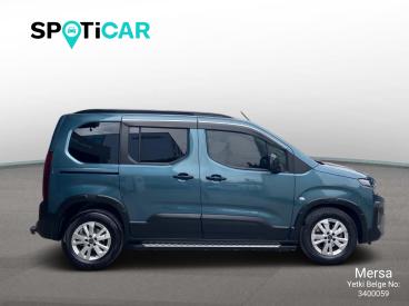 SPOTICAR Peugeot Rifter Allure 1.5 Bluehdi 130 Eat8 İkinci El Araç -  Dizel Mavi - İstanbul - 1200036627_4