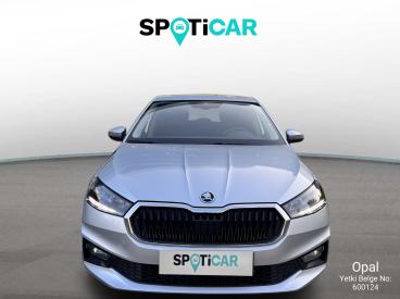 SPOTICAR Skoda Fabia 1.0 Tsi Premium İkinci El Araç - Hatchback Benzin Beyaz - Ankara - 1200023474_2