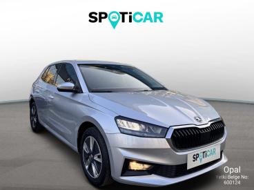 SPOTICAR Skoda Fabia 1.0 Tsi Premium İkinci El Araç - Hatchback Benzin Beyaz - Ankara - 1200023474_3