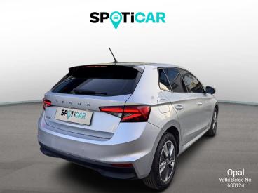 SPOTICAR Skoda Fabia 1.0 Tsi Premium İkinci El Araç - Hatchback Benzin Beyaz - Ankara - 1200023474_5