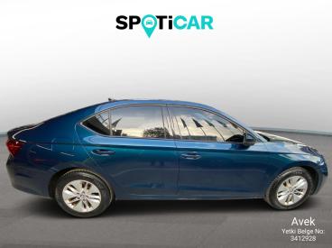 SPOTICAR Skoda Octavia 1.0 Elite Tsi E-tec Dsg 7 110 İkinci El Araç - Hatchback Hibrit Mavi - Istanbul - 1200027621_4