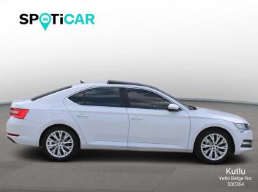 SPOTICAR Skoda Superb Prestige 1.4 Tsi Act 150 İkinci El Araç - Hatchback Benzin Beyaz - Afyon - 1200036907_4