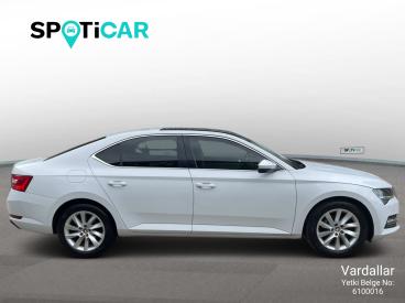 SPOTICAR Skoda Superb 1.5 Tsi Act 150 Dsg Premium İkinci El Araç - Hatchback Benzin Beyaz - Trabzon - 1200037132_4