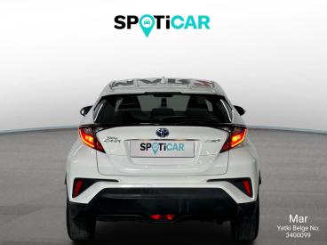 SPOTICAR Toyota C-hr 1.8 Flame Vvt-i Hybrid E-cvt 1 122 İkinci El Araç - Suv Hibrit Beyaz - İstanbul - 1200022580_5