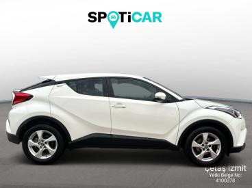 SPOTICAR Toyota C-hr 1.2 Turbo Advance İkinci El Araç - Suv Benzin Beyaz - Kocaeli - 1200024787_4