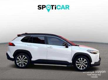 SPOTICAR Toyota Corolla 1.8  Hybrid Flame X İkinci El Araç - Sedan Hibrit Beyaz - Adana - 1200024664_4