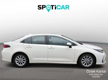SPOTICAR Toyota Corolla 1.5 Dream Multidrive S İkinci El Araç - Sedan Benzin Beyaz - Istanbul - 1200024711_4