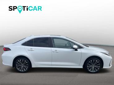 SPOTICAR Toyota Corolla 1.8 Hybrid Flame X-pack E-cvt İkinci El Araç - Sedan Hibrit Beyaz - Istanbul - 1200037786_4