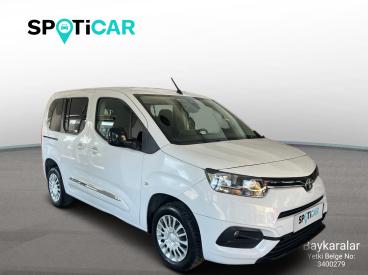SPOTICAR Toyota Proace 1.5 Dream D-4d Otomatik 8 131 İkinci El Araç -  Dizel Beyaz - Istanbul - 1200032572_3