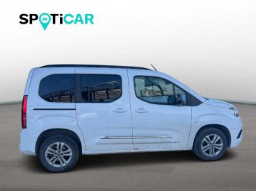 SPOTICAR Toyota Proace 1.5 Flame D-4d Otomatik 8 131 İkinci El Araç -  Dizel Beyaz - İstanbul - 1200036074_4