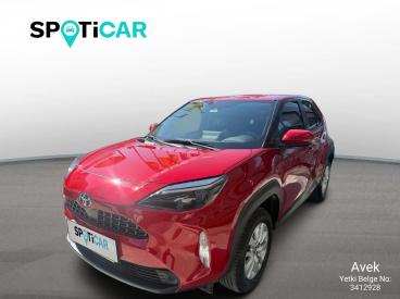 SPOTICAR Toyota Yaris 1.5 Dream X-pack İkinci El Araç - Hatchback Benzin Kırmızı - Istanbul - 1200034507_1