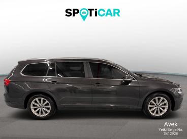 SPOTICAR Volkswagen Passat Variant 1.5 Tsi Business İkinci El Araç - Sedan Benzin Siyah - Istanbul - 1200022033_4