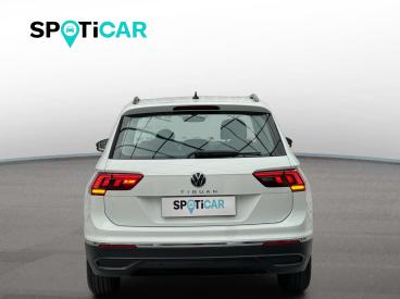 SPOTICAR Volkswagen Tiguan 1.5 Tsi Act 150 Dsg Life İkinci El Araç - Suv Benzin Beyaz - Ankara - 1200031420_5