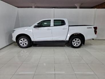SPOTICAR Isuzu D-max 3.0td Double Cab Ls 4x4 (auto) Used Car - Pick-up Diesel White - Boksburg - 1200011833_2
