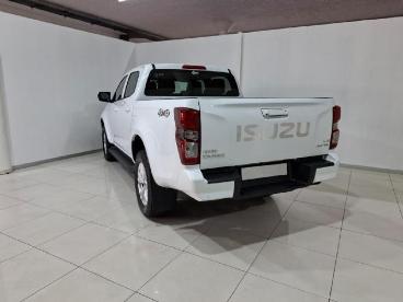 SPOTICAR Isuzu D-max 3.0td Double Cab Ls 4x4 (auto) Used Car - Pick-up Diesel White - Boksburg - 1200011833_3