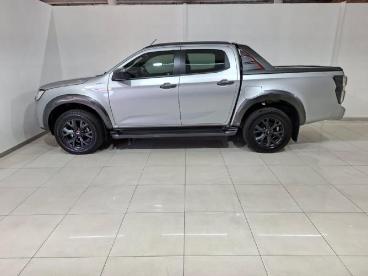 SPOTICAR Isuzu D-max 3.0td Double Cab V-cross Used Car - Pick-up Diesel Silver - Boksburg - 1200012241_2