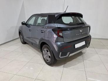 SPOTICAR Mahindra Xuv300 1.2t W4 Used Car - Suv Petrol Grey - Boksburg - 1200011509_3
