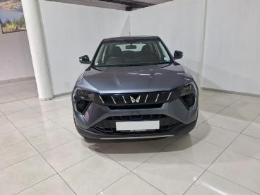 SPOTICAR Mahindra Xuv300 1.2t W4 Used Car - Suv Petrol Grey - Boksburg - 1200011509_4