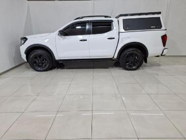 SPOTICAR Nissan Navara 2.5ddti Double Cab Pro-2x Used Car - Pick-up Diesel White - Boksburg - 1200013083_2