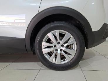 SPOTICAR Peugeot 3008 1.6t Active Used Car - Suv Petrol White - Boksburg - 1200011256_5