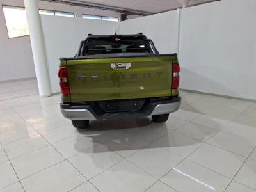 SPOTICAR Peugeot Landtrek 1.9d Allure Used Car - Pick-up Diesel Green - Boksburg - 1200011335_5
