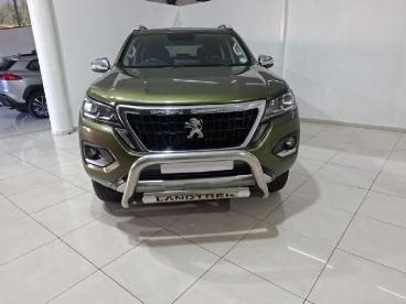 SPOTICAR Peugeot Landtrek 1.9d Allure Used Car - Pick-up Diesel Green - Boksburg - 1200012380_4