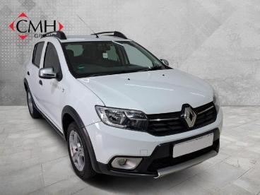SPOTICAR Renault Alpine 66kw Turbo Stepway Expression Used Car - Saloon Petrol White - Boksburg - 1200012330_1