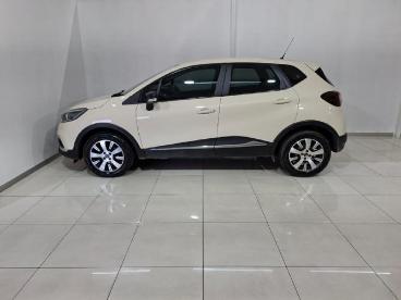SPOTICAR Renault Captur 66kw Turbo Blaze Used Car - Suv Petrol Brown - Boksburg - 1200012071_2