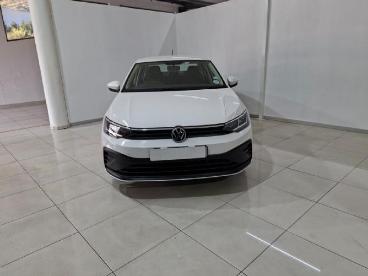 SPOTICAR Volkswagen Polo Sedan 1.6 Used Car - Hatchback Petrol White - Boksburg - 1200011261_4