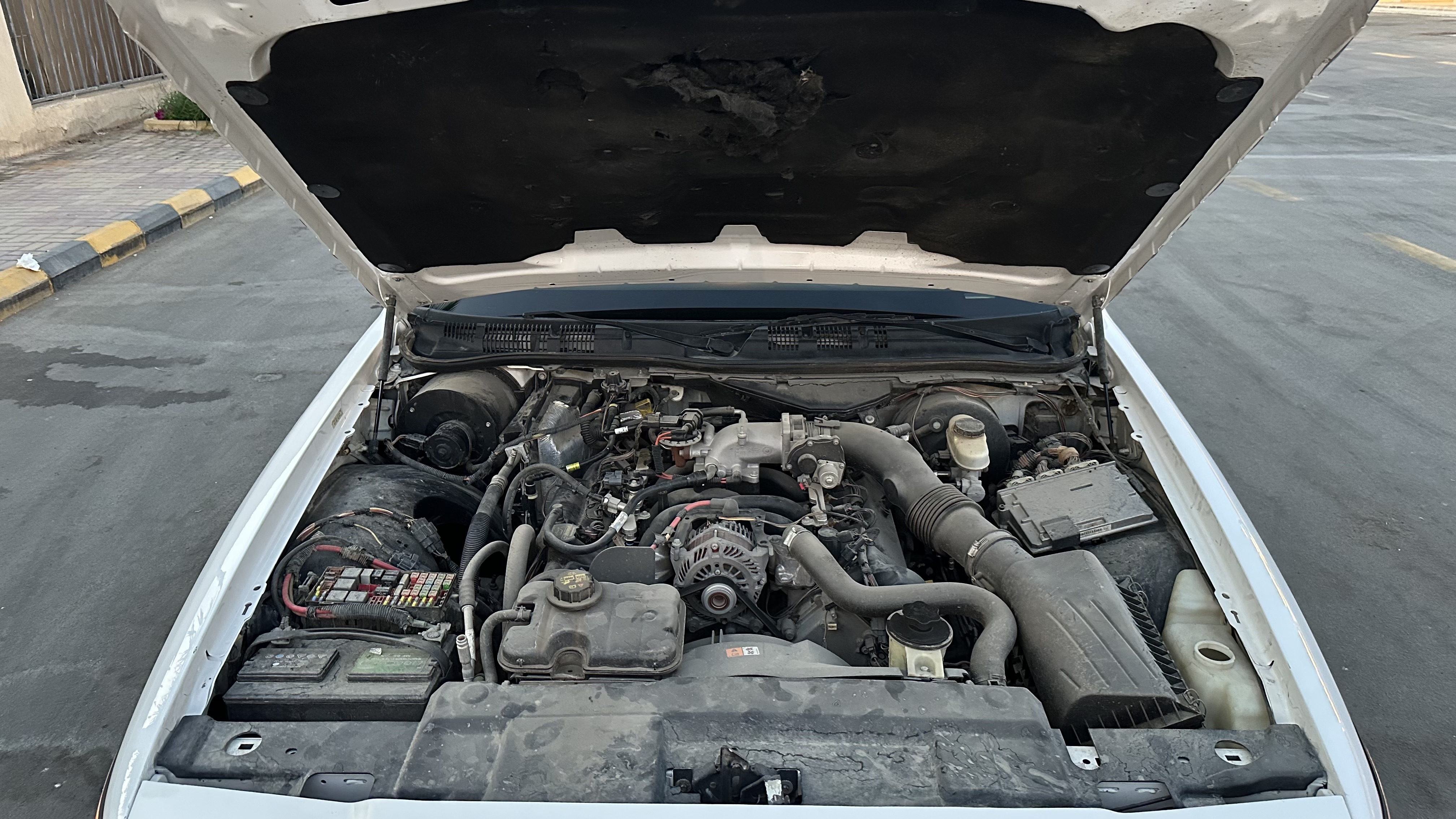 المحرك وناقل الحركة