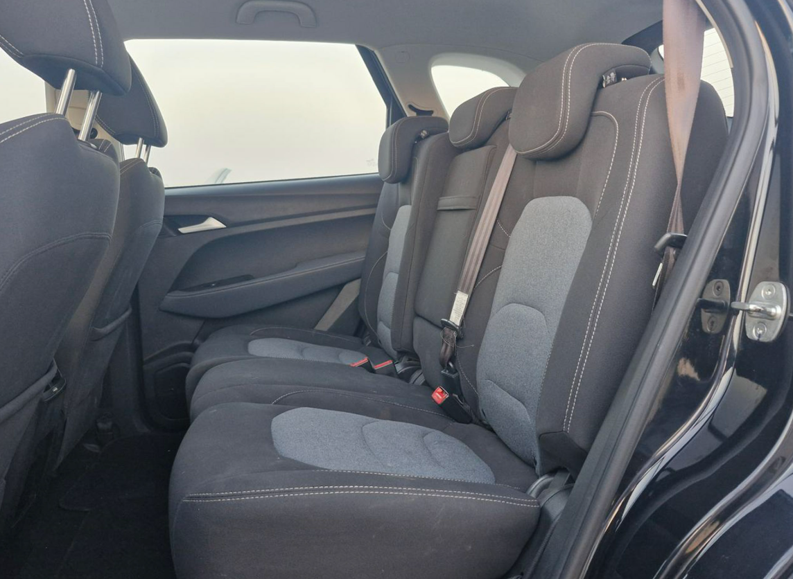 Chevrolet  Captiva  2022 image