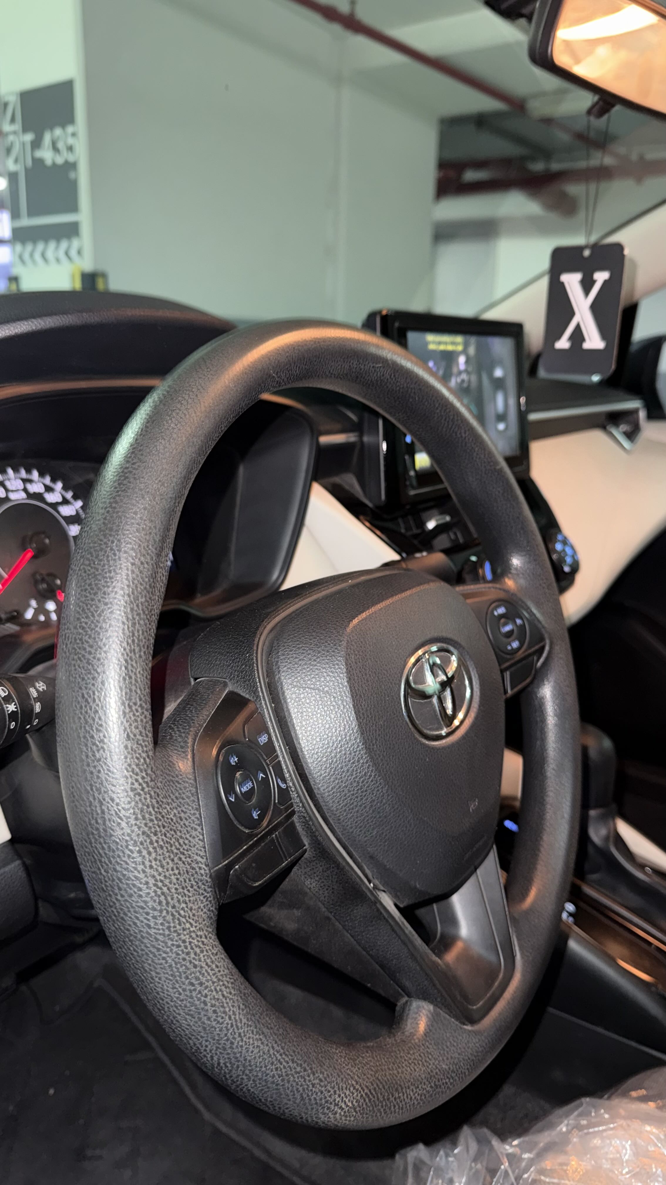 تويوتا كورولا فئة XLI فل كامل ١،٥ 2023 image