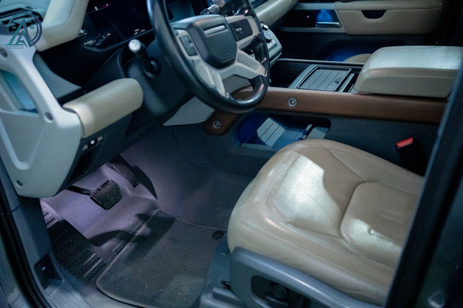 Land Rover Defender HSA 2022 image