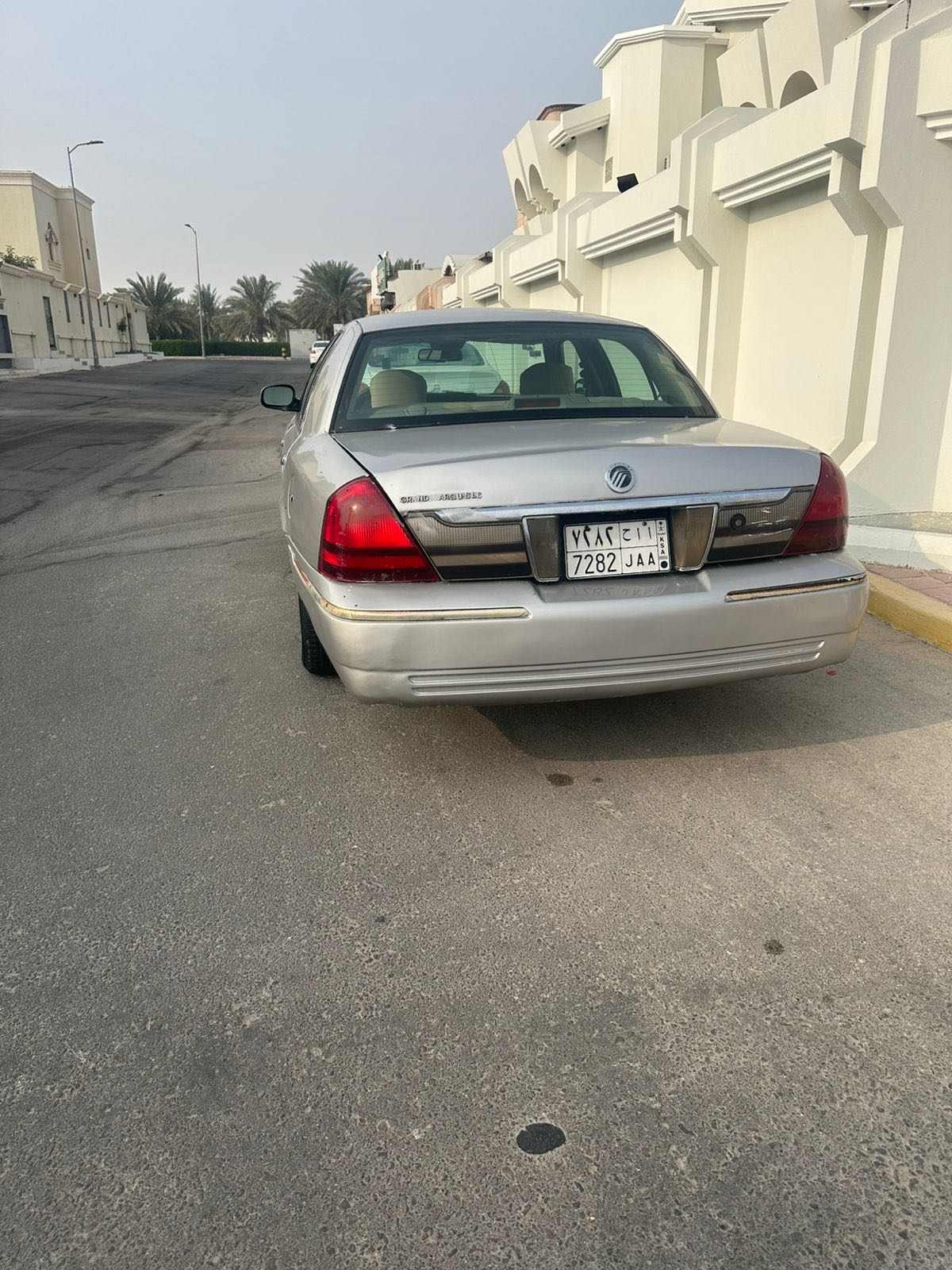 فورد جراند ماركيز  2006 image