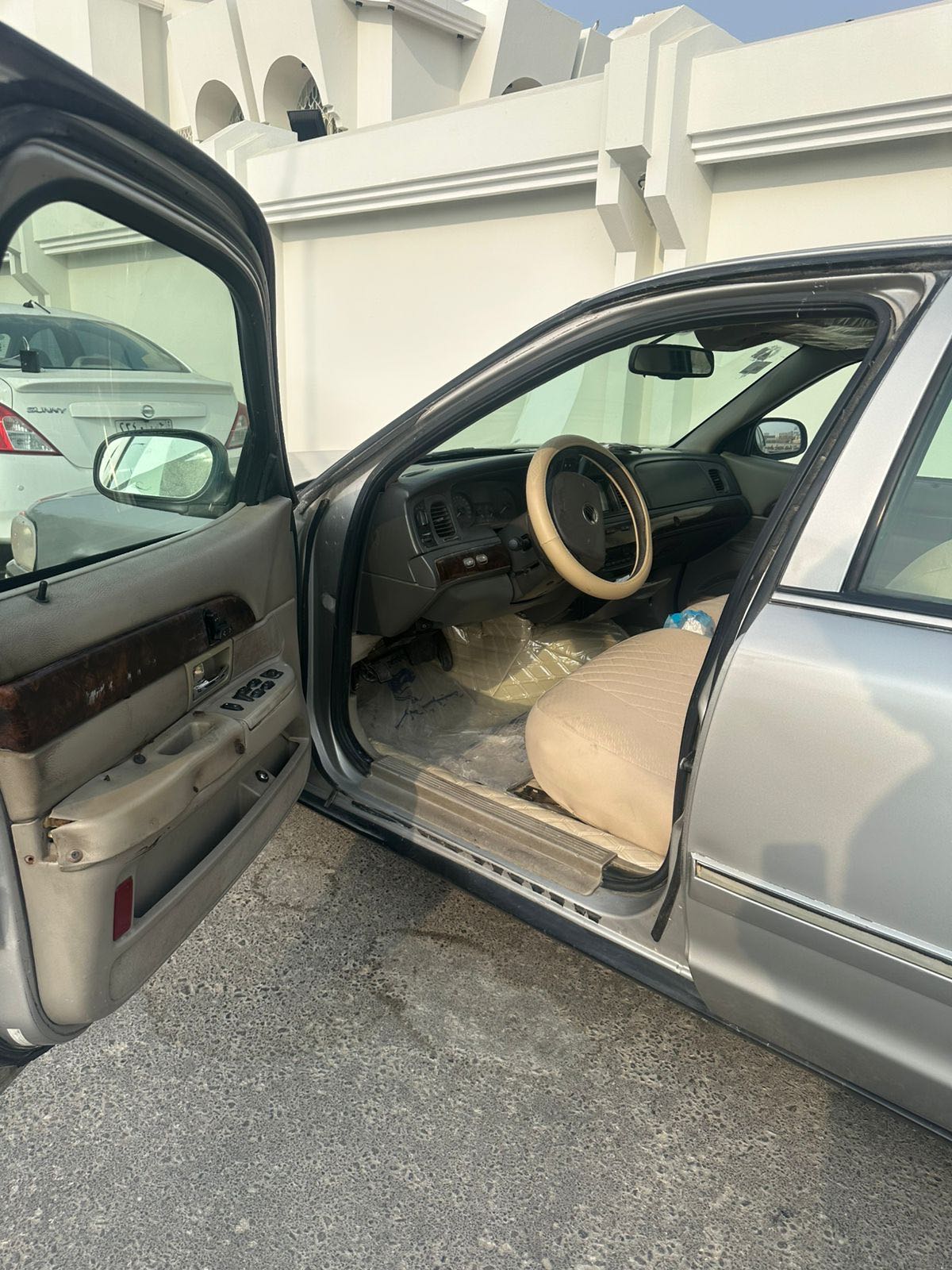 فورد جراند ماركيز  2006 image