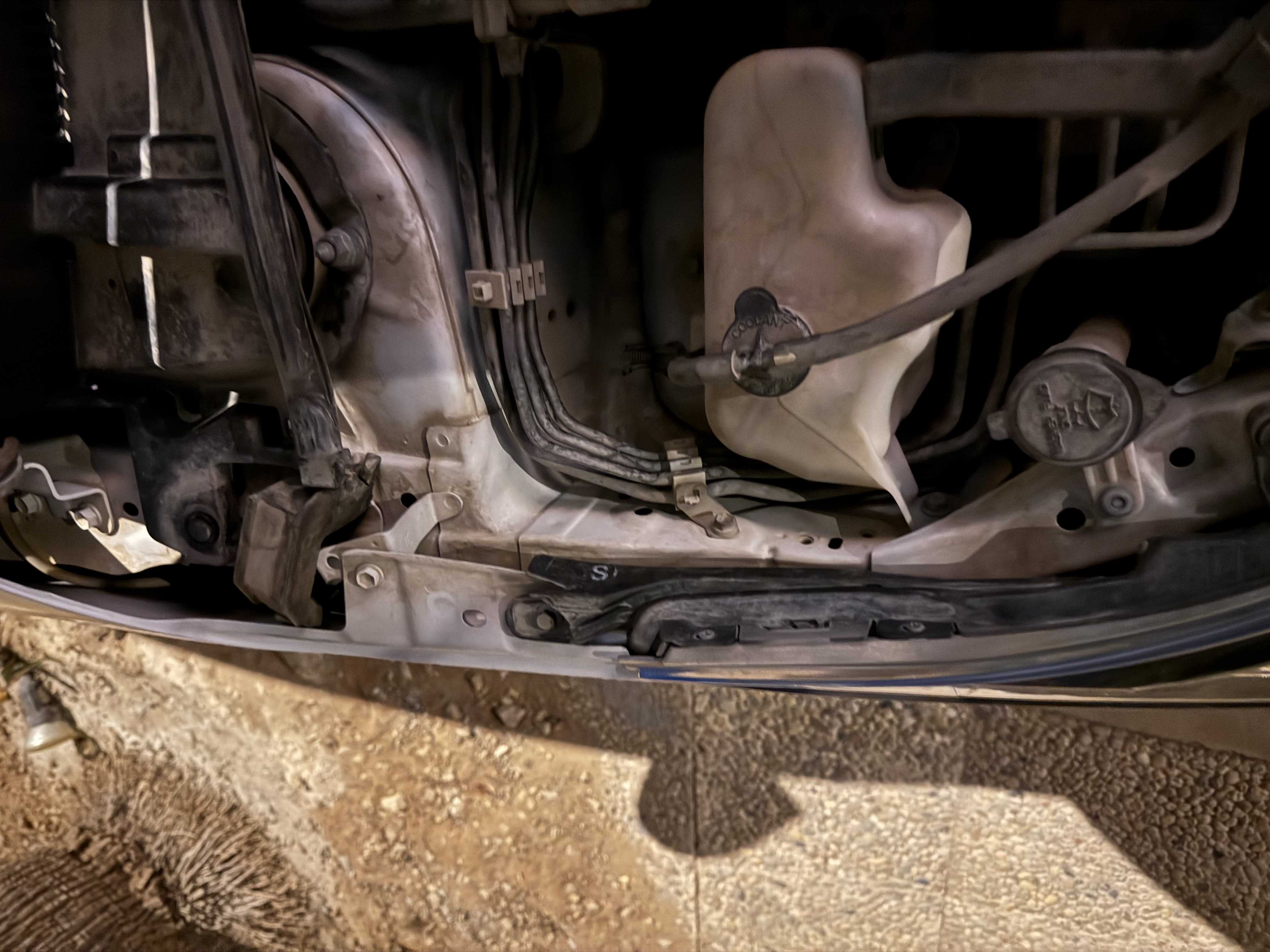 المحرك وناقل الحركة المحرك وناقل الحركة