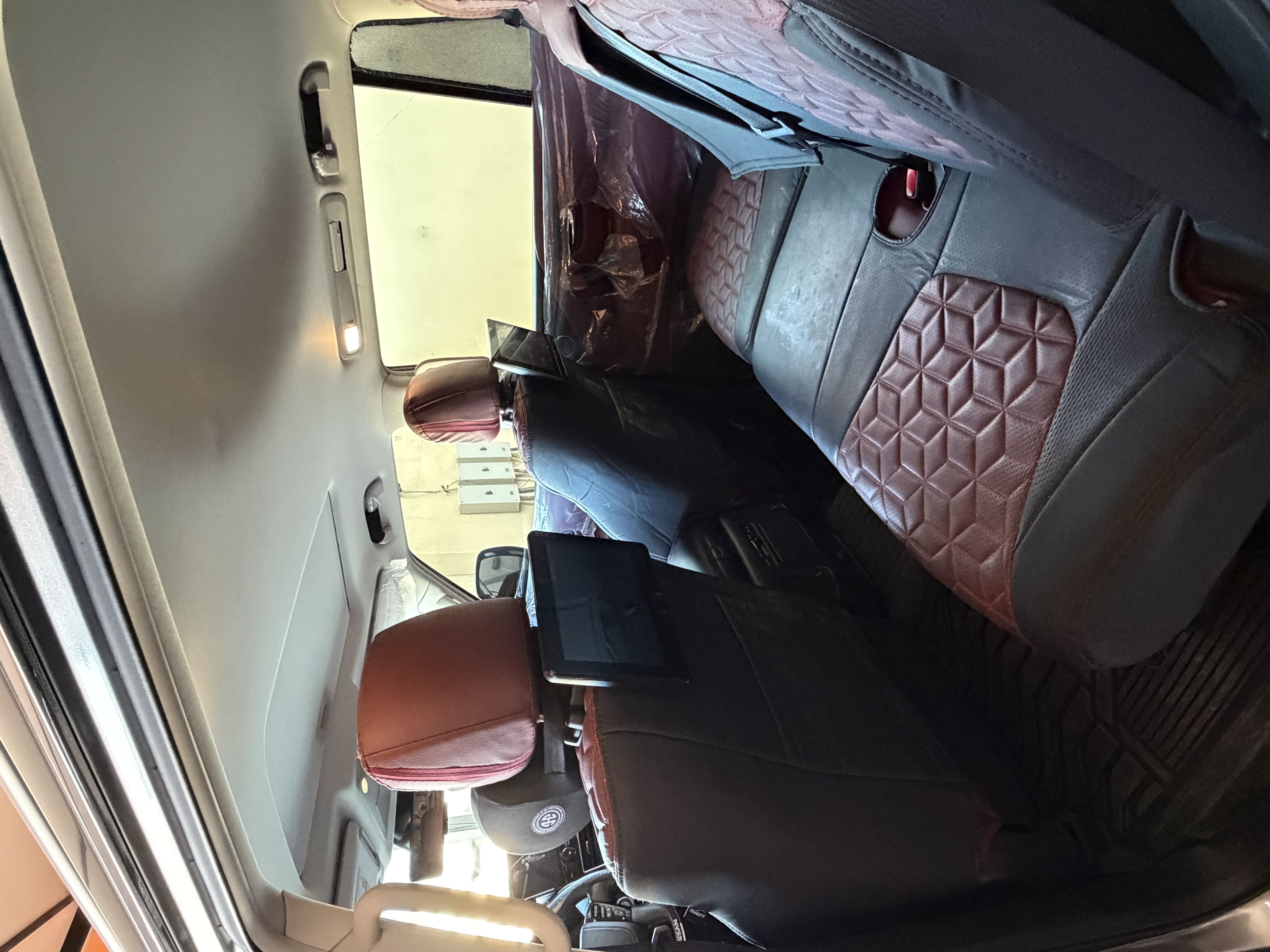 نيسان باترول بلاتينيوم 2024 image