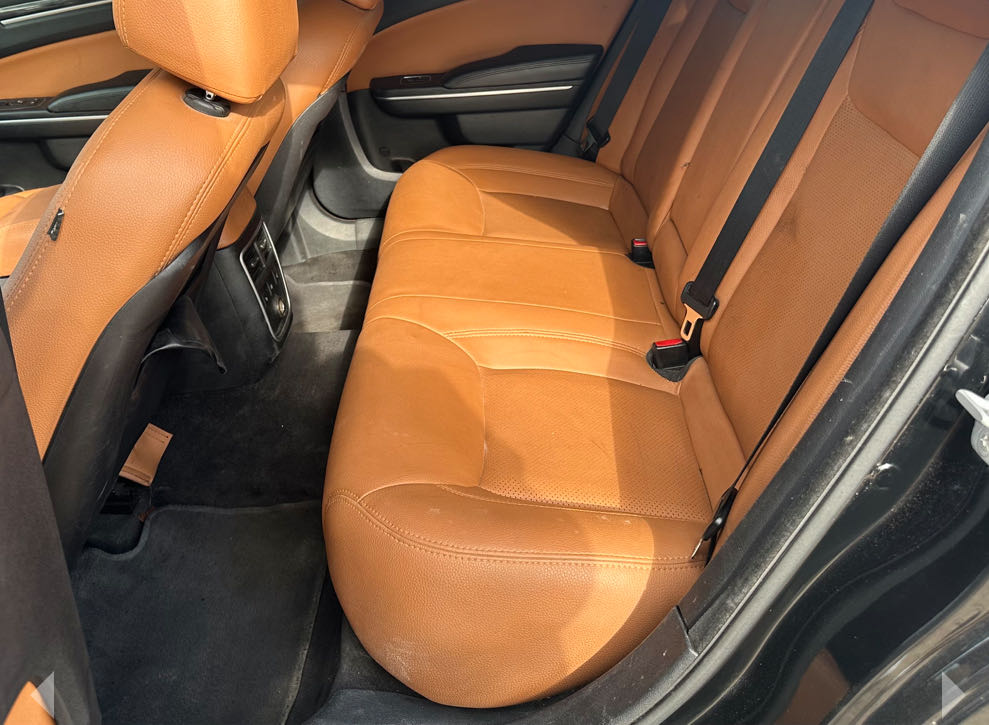 كرايسلر 300C  2014 image