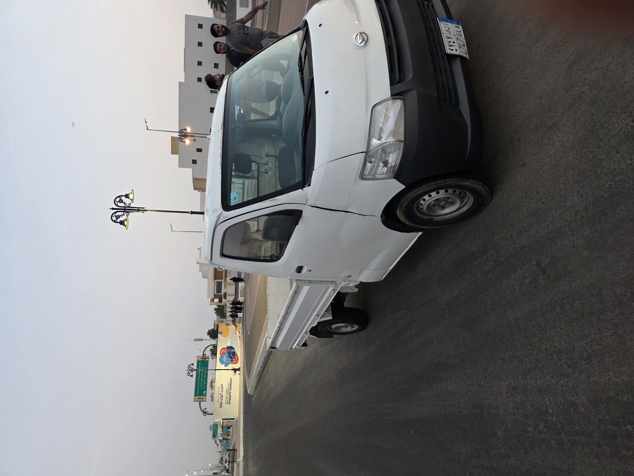 دايهاتسو دباب  2012 image