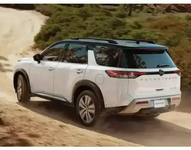 نيسان باثفايندر 2025 SE